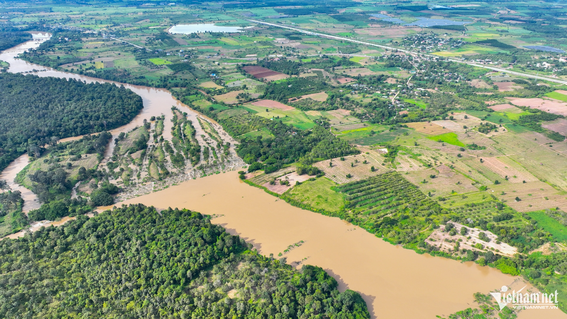 W-Đắk Lắk Nguyễn Huế 21.jpg