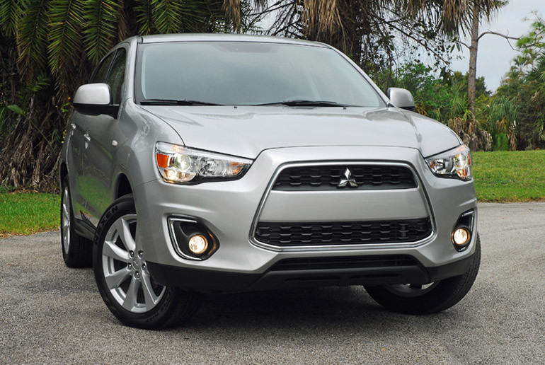 2014 mitsubishi outlander sport.jpeg