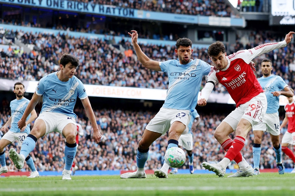 Nóng BXH Ngoại hạng Anh 2025/26 - Vòng 33: Hấp dẫn cuộc đua vô địch