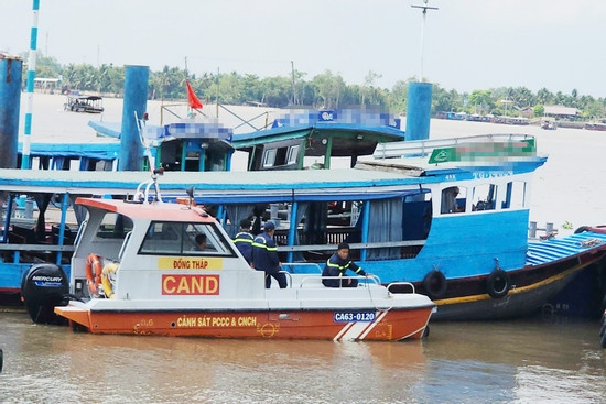  Bản tin chiều 20/4: Tìm thấy thi thể 2 người đàn ông rơi xuống sông sau tiệc 