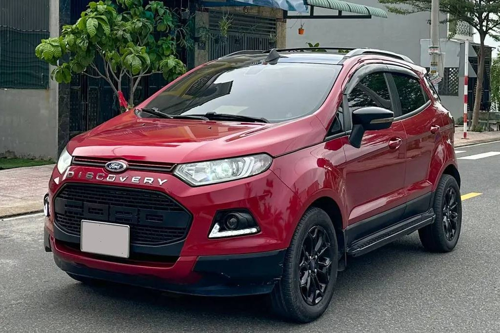 5 mẫu xe gầm cao giá 300 triệu: 'Tiền ít thịt nhiều' cho người lần đầu mua ô tô