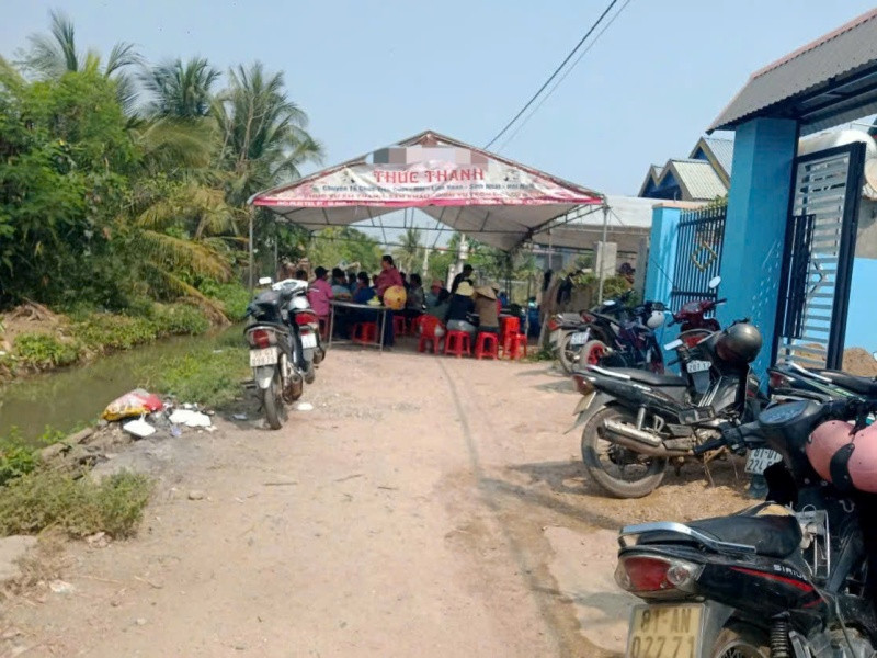 Bé 2 tuổi đuối nước.jpg