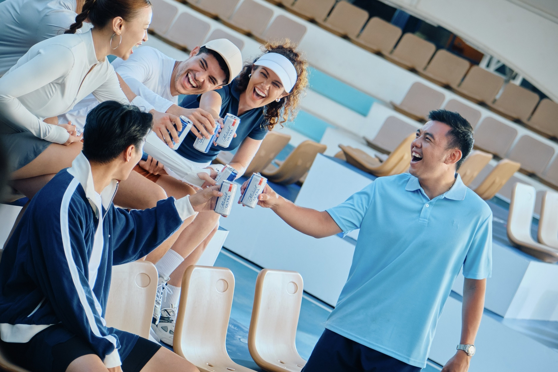 Bia mới Michelob ULTRA - vị bia vượt trội cho người trẻ năng động