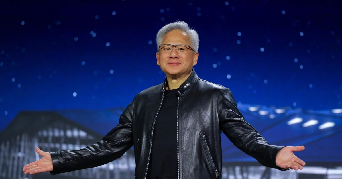 CEO Nvidia cảnh báo "thảm họa" với Mỹ nếu DeepSeek dùng chip Huawei