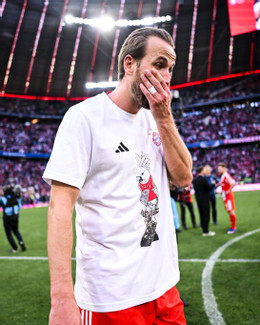 https://static-images.vnncdn.net/vps_images_publish/000001/000003/2026/4/20/harry-kane-bayern-158.jpeg