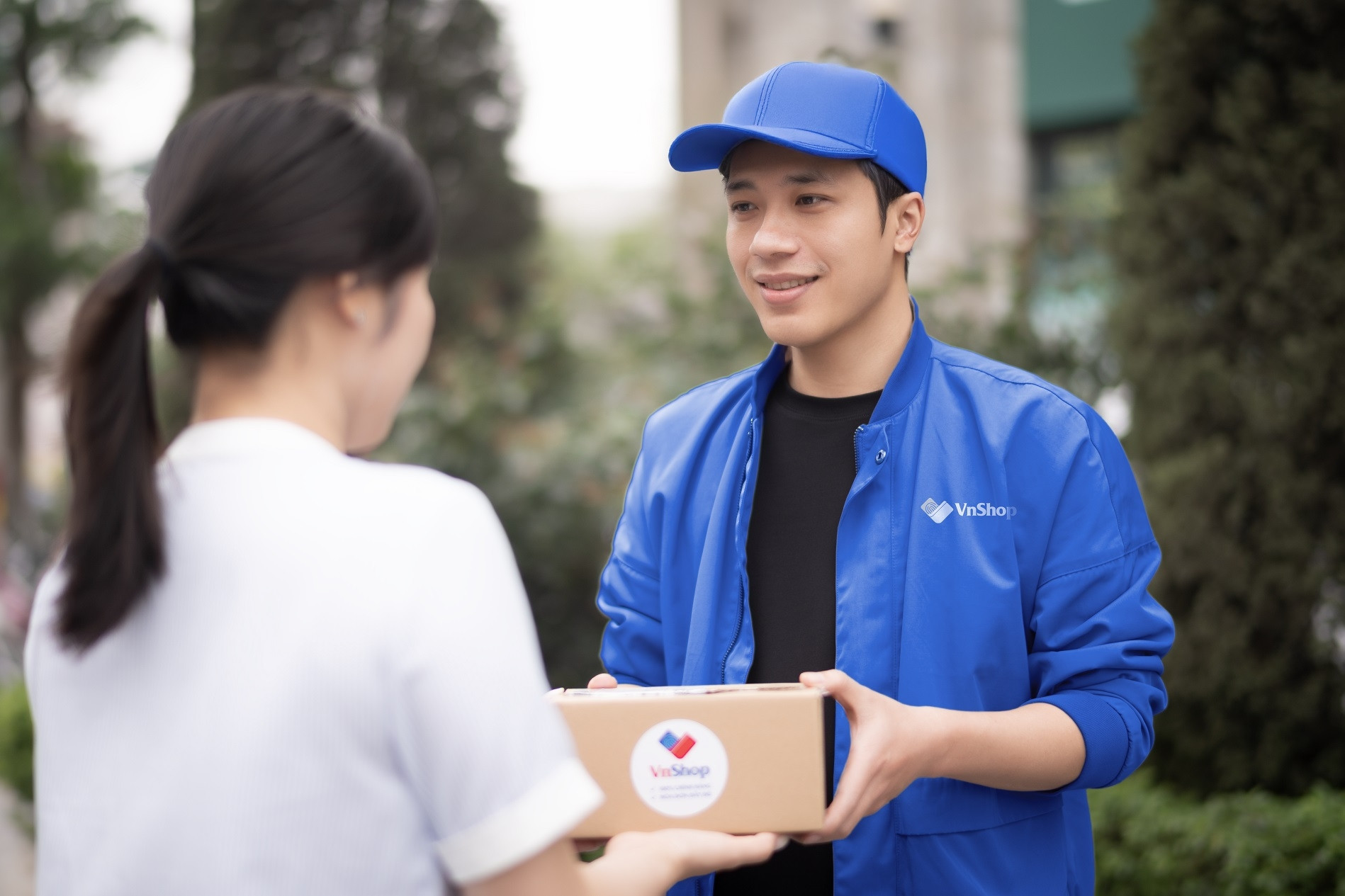 Không phải cứ rẻ là mua - xu hướng mua sắm online đang đổi chiều