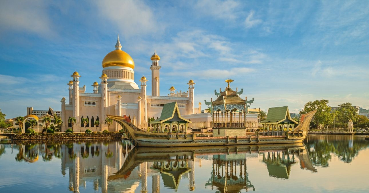 Brunei - Quốc Gia Nhỏ Nhất Đông Nam Á Với Dân Số Dưới Nửa Triệu Người