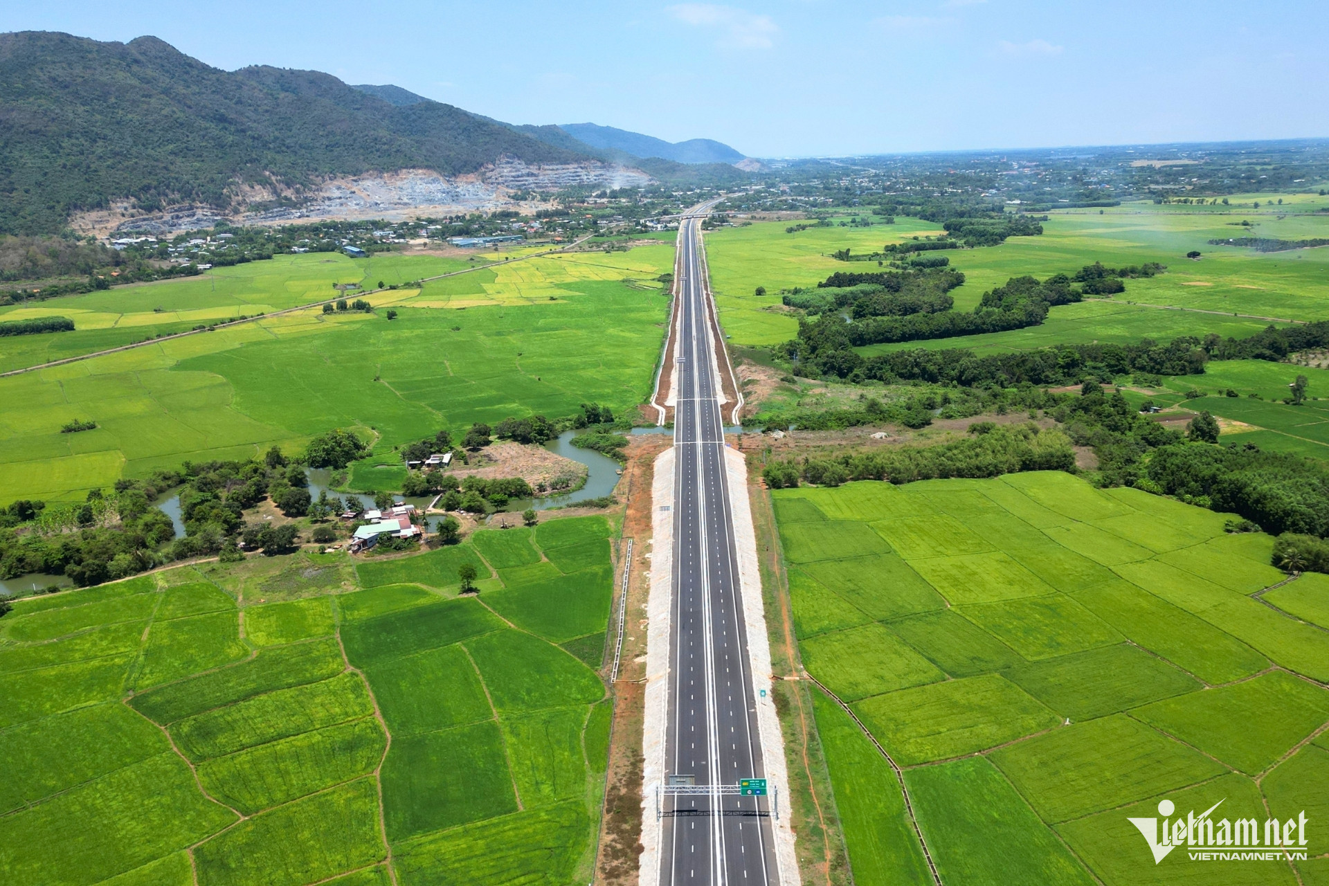 W cao toc bien hoa vung tau10.jpg