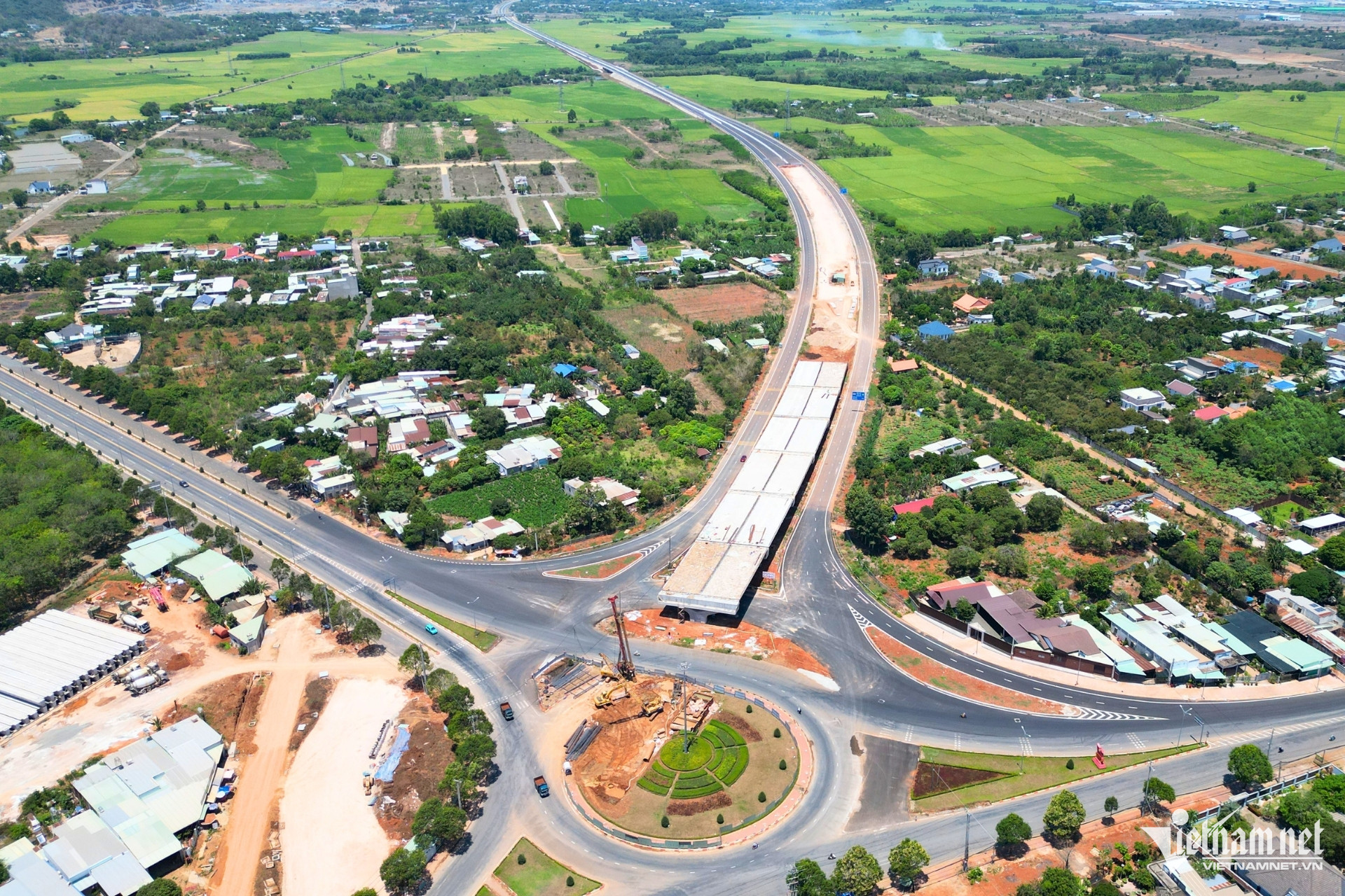 W-cao toc bien hoa vung tau9.jpg