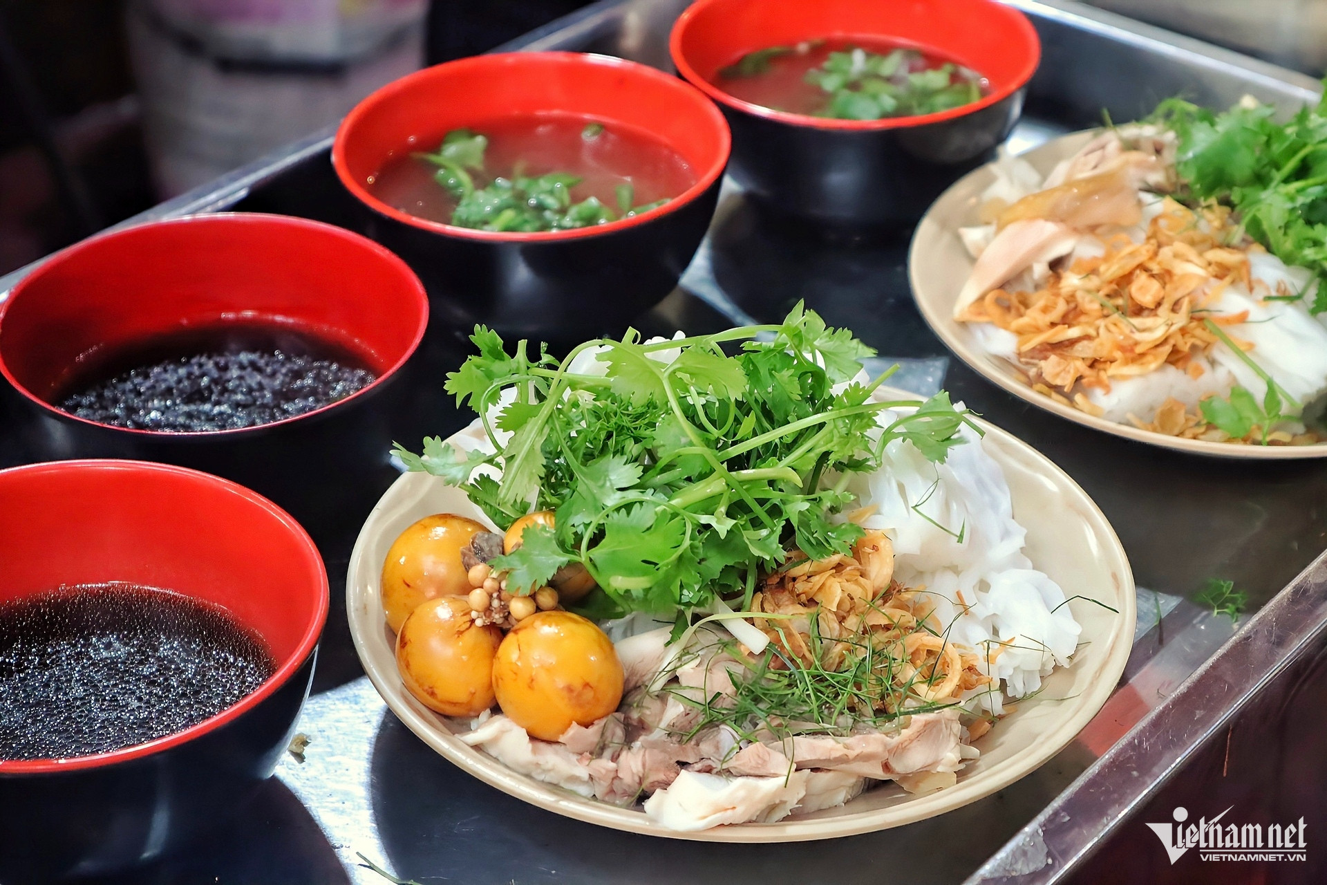 W-phở gà chấm hà nội.jpg