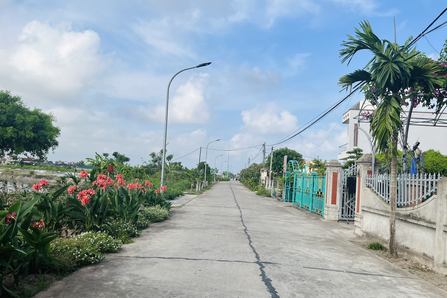 Yên Thủy đẩy mạnh chuyển đổi số, xoá “vùng trũng” thông tin