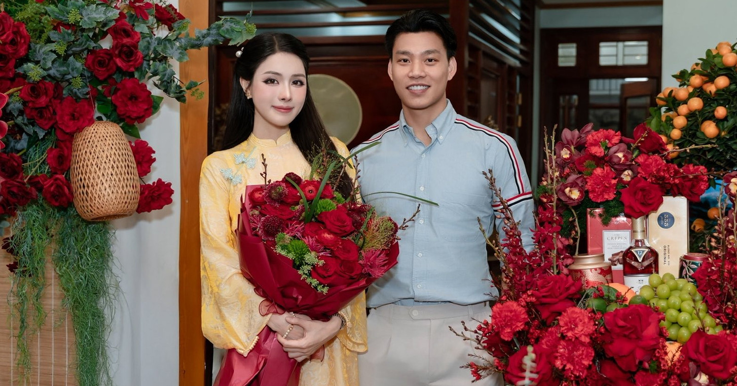 Ảnh dạm ngõ đẹp lung linh của Văn Thanh và bạn gái hotgirl