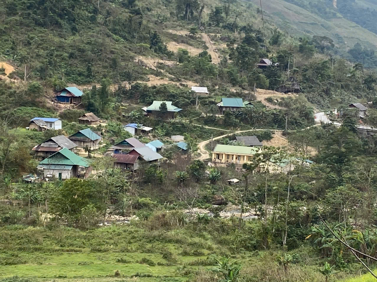 ban lang xa nhon mai.jpg