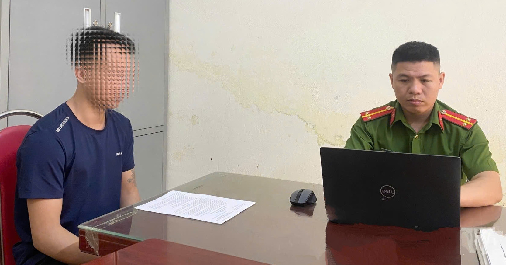 Giả danh công an để &amp;apos;đánh bóng&amp;apos; bản thân, thanh niên bị phạt 12,5 triệu đồng