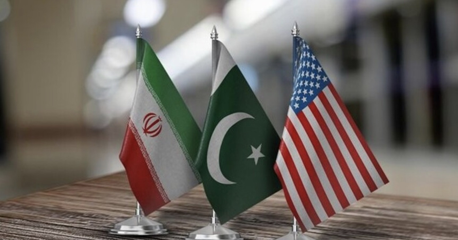 Iran sẵn sàng tung ra quân bài mới, không đàm phán dưới sức ép quốc tế