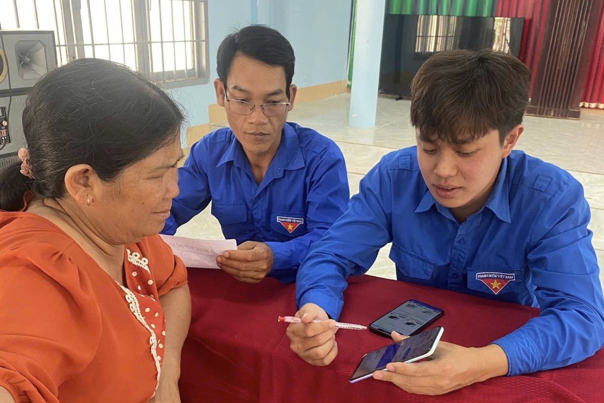 Lan tỏa kỹ năng số từ cơ sở, thu hẹp khoảng cách thông tin