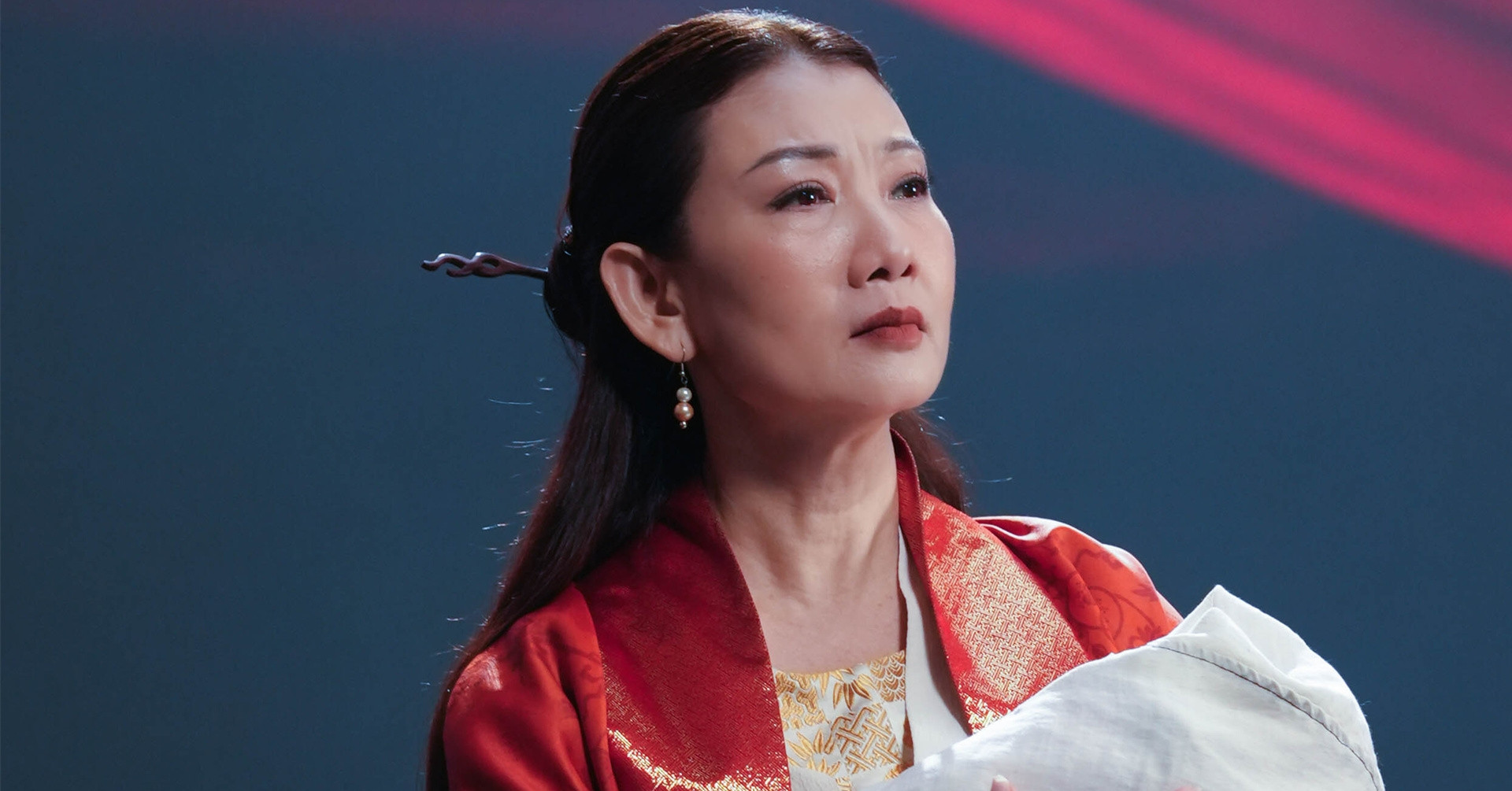 NSƯT Võ Minh Lâm ra mắt MV 'Ánh sao Việt Nam' hướng đến các cột mốc lịch sử quan trọng
