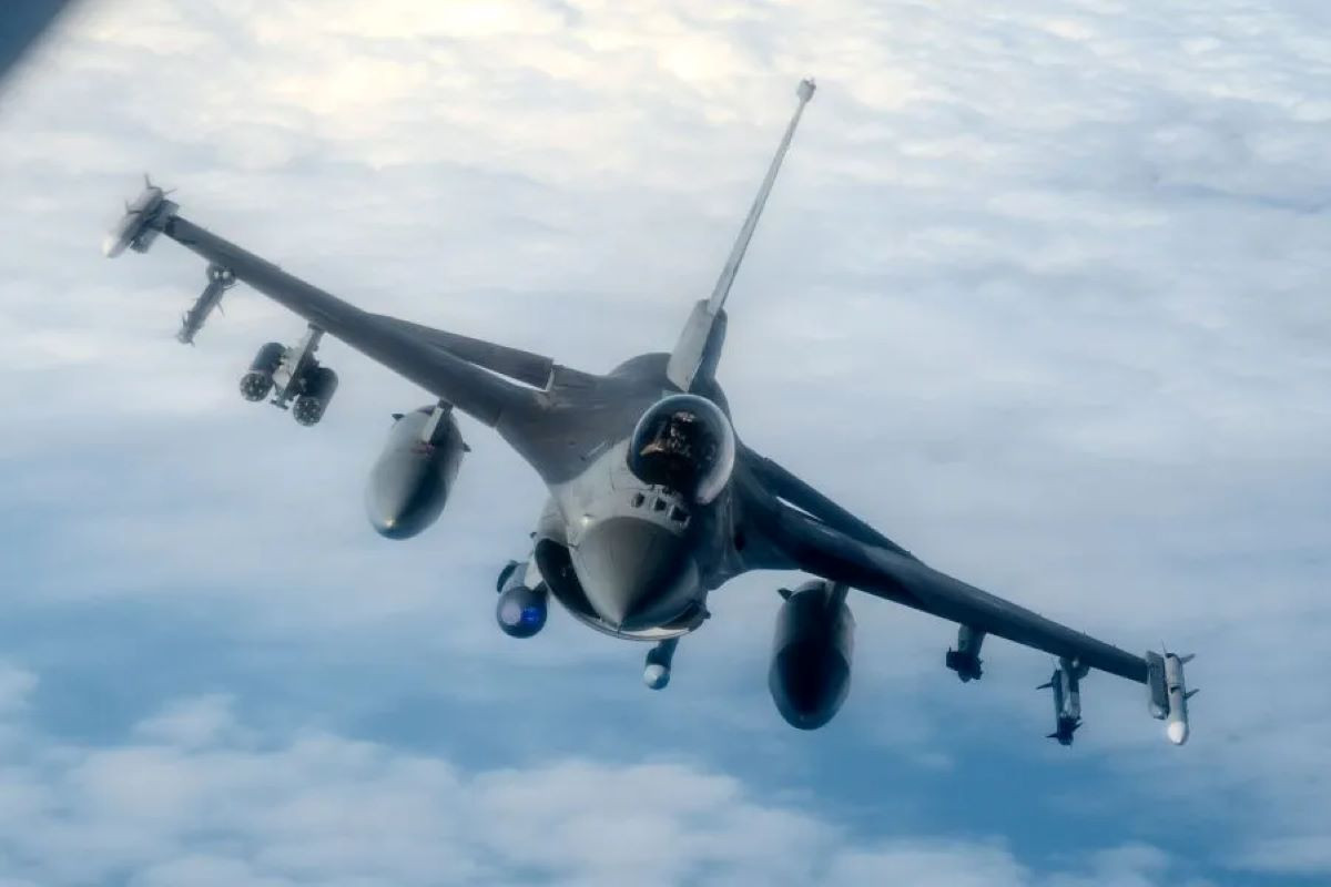 Tên lửa AGM 188A Rusty Dagger Ukraine 1.jpg