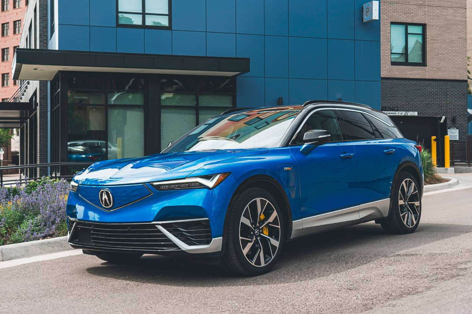 Tham vọng quá lớn, nhiều hãng xe buộc 'khai tử' các sản phẩm xe điện chiến lược