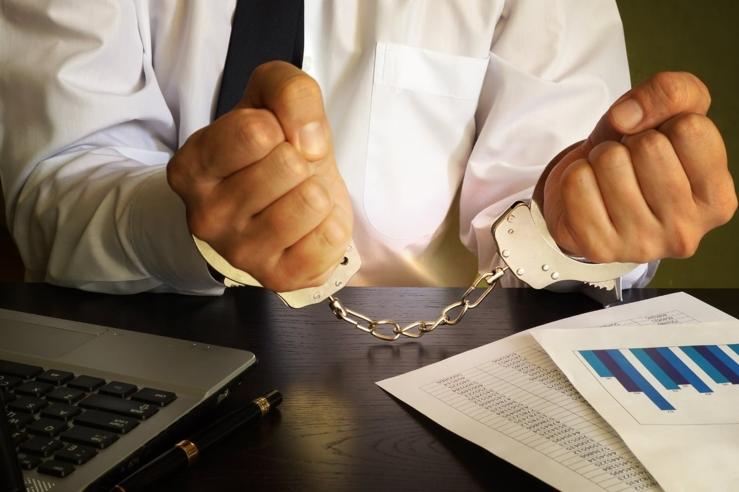 Thành lập loạt công ty làm 'bình phong' để lừa đảo, chiếm đoạt tiền tỷ của ngân hàng