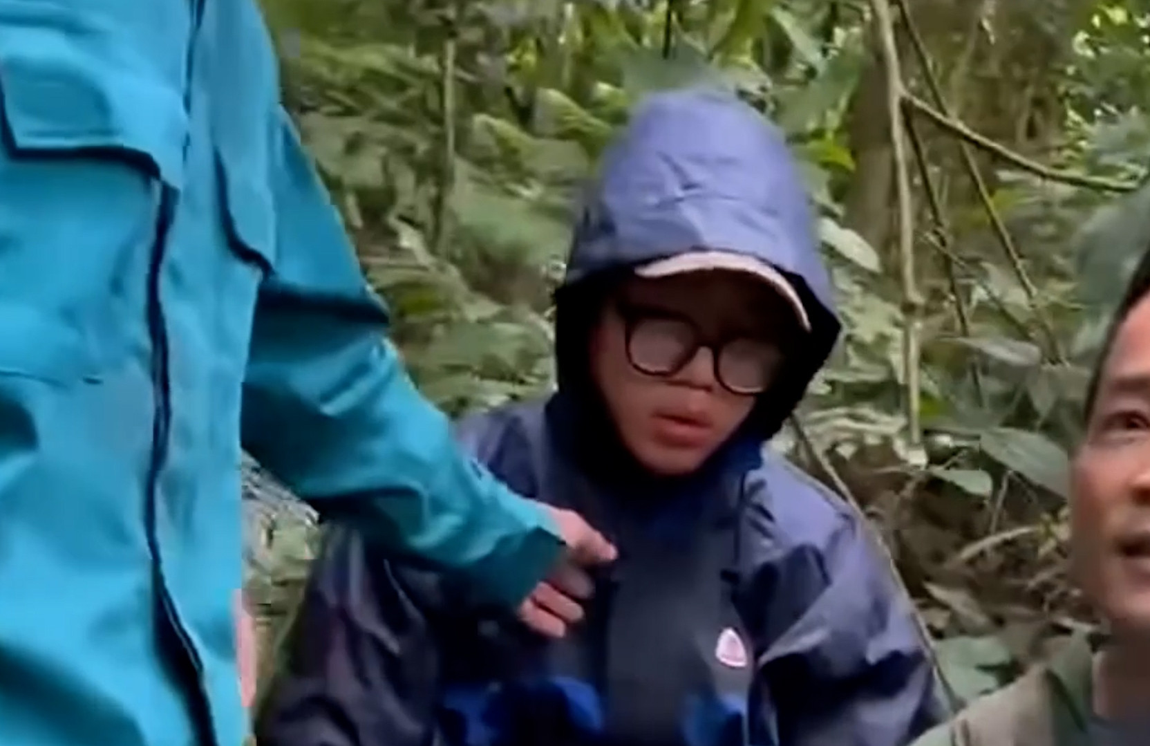 Tìm thấy nam sinh viên Hà Nội mất tích khi leo núi Tam Đảo