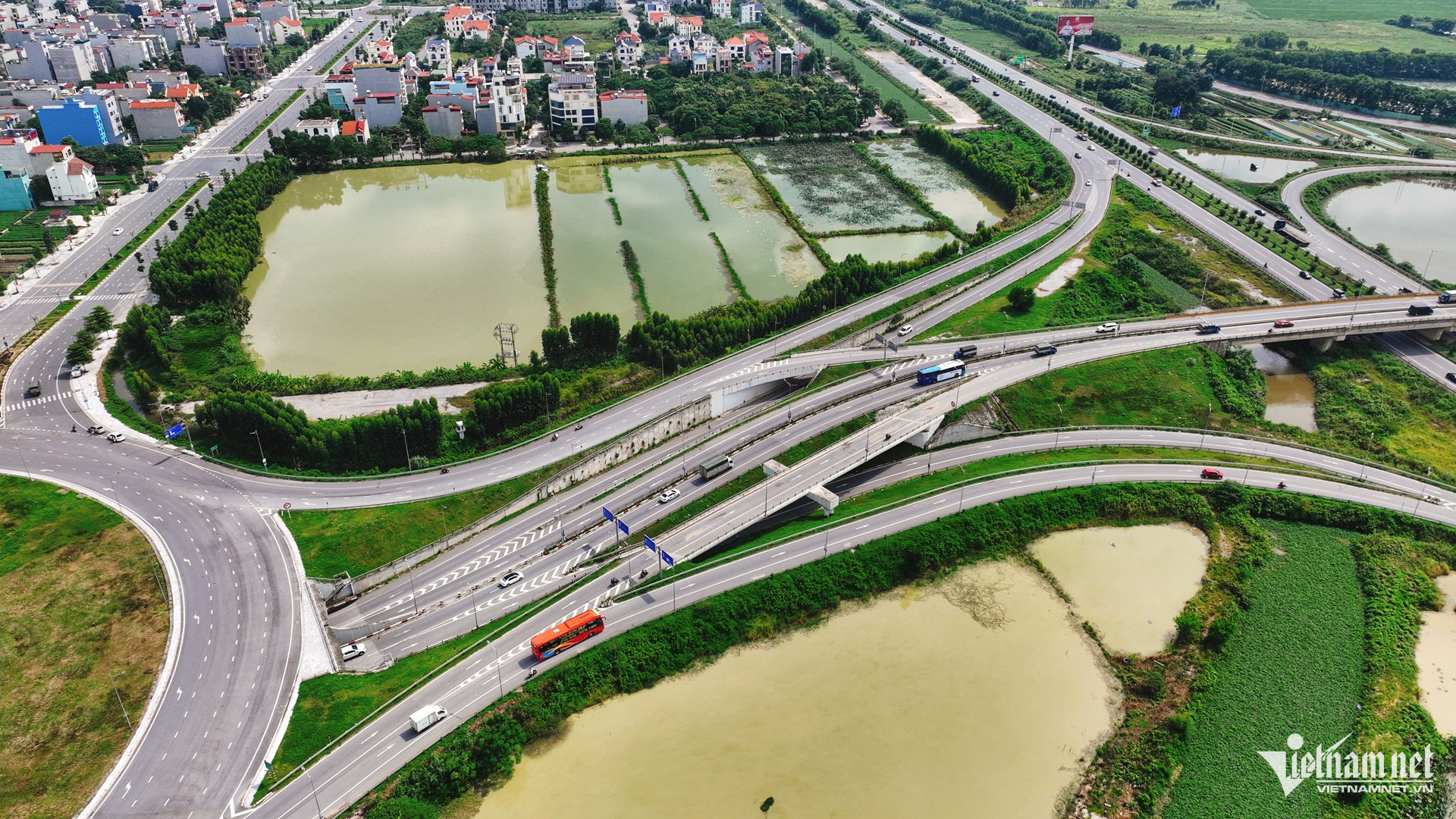 W-NÚT GIAO (15).jpg