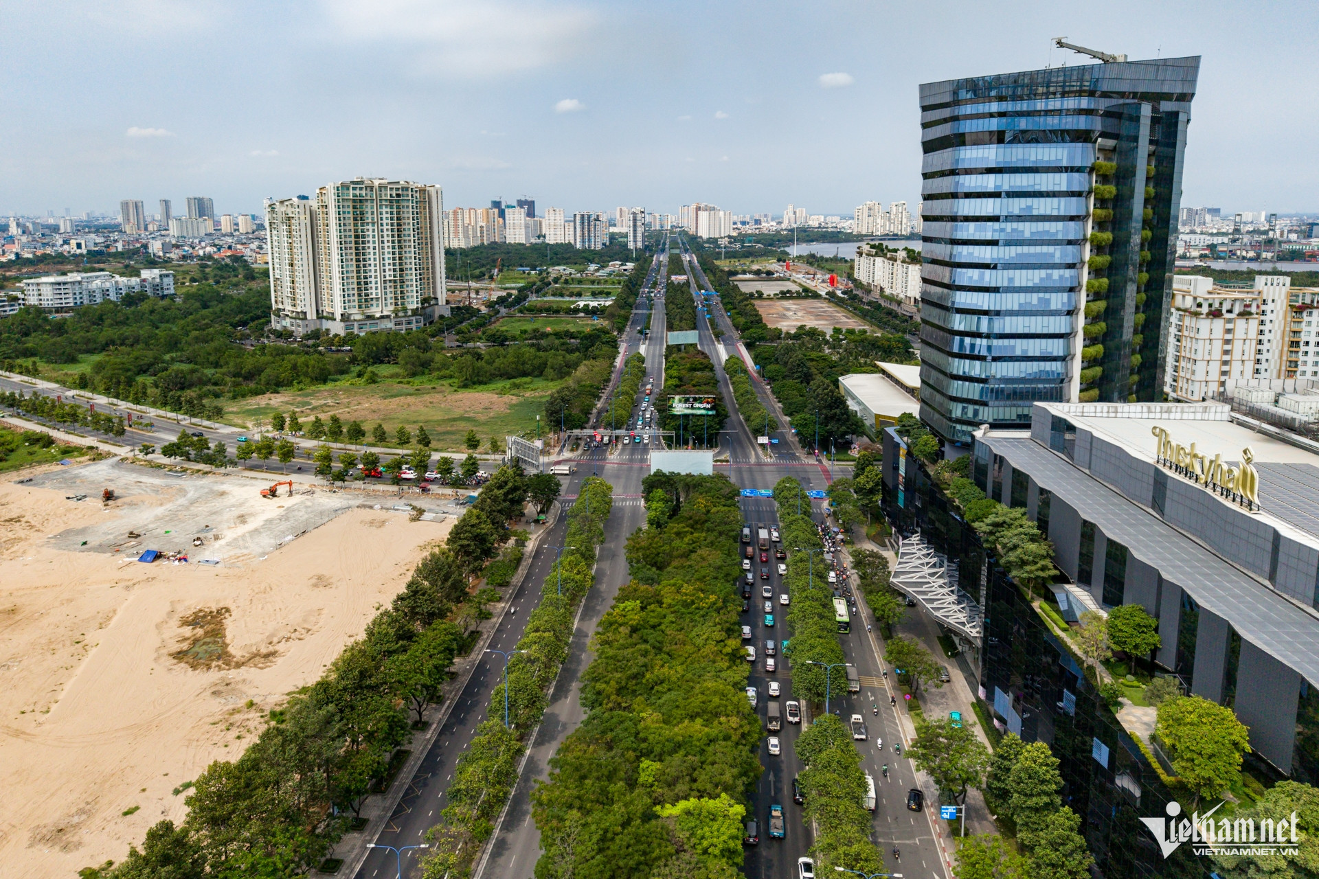 W-thủ thiêm TPHCM   Nguyễn Huế 10.jpg