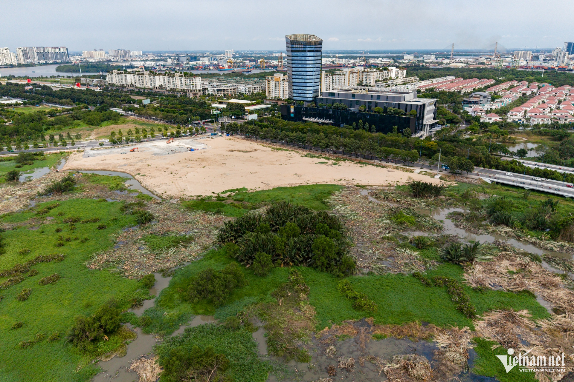 W-thủ thiêm TPHCM   Nguyễn Huế 15.jpg