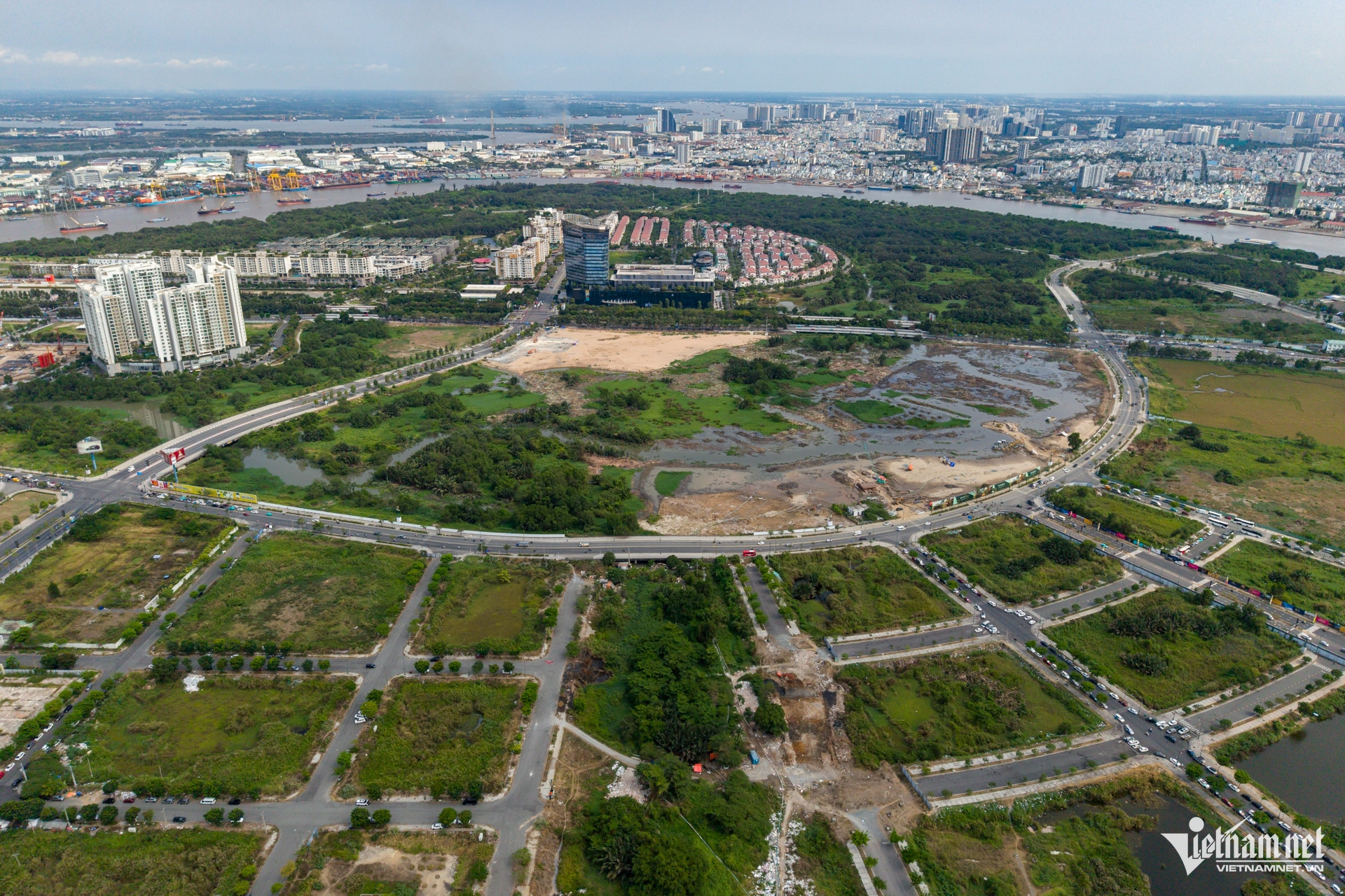 W-thủ thiêm TPHCM Nguyễn Huế 19.jpg