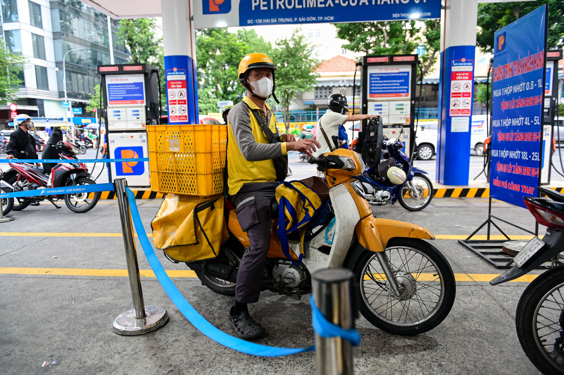 xăng dầu Nguyễn Huế 28.jpg