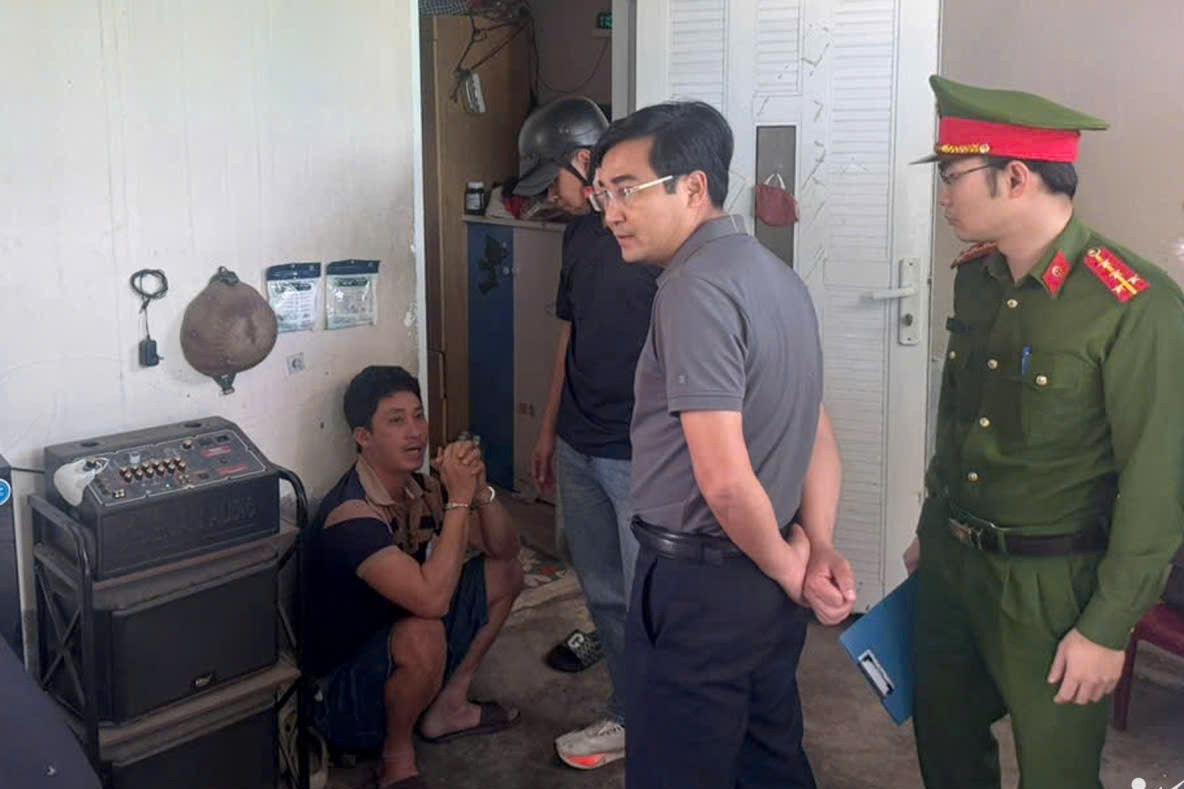 Bộ Công an gửi thư khen Công an Lai Châu phá đường dây vũ khí xuyên Việt