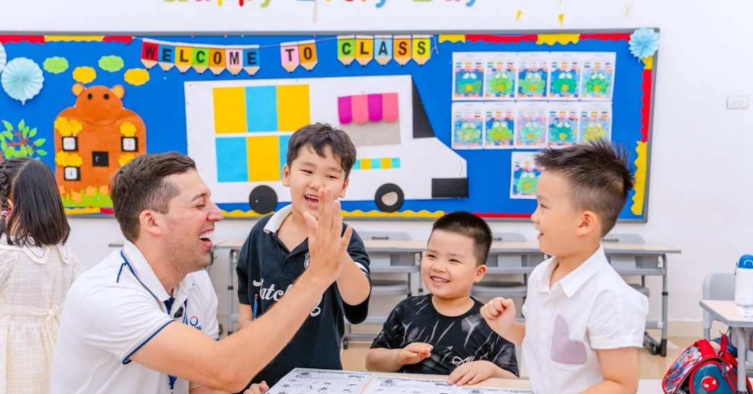 Chọn trường cho con: Phù hợp quan trọng hơn 'trường tốt nhất' theo số đông