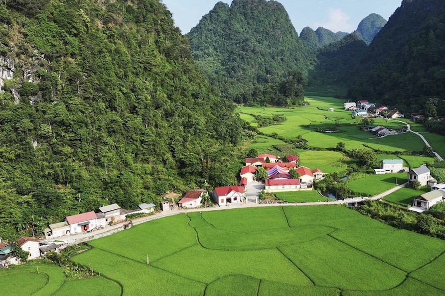 Chồng qua đời, vợ ở Cao Bằng phát hiện gần 15.000m2 đất đã sang tên cho cháu