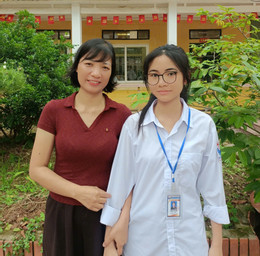 co Thuy.jpg