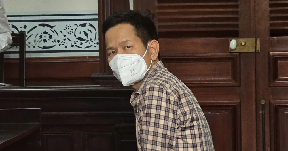 Duyệt hồ sơ vay, cựu giám đốc chi nhánh ngân hàng ở TPHCM làm lộ bí mật điều tra