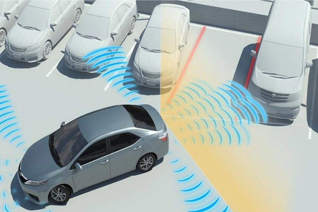 Ít người biết cảm biến va chạm trên ô tô hoạt động ra sao