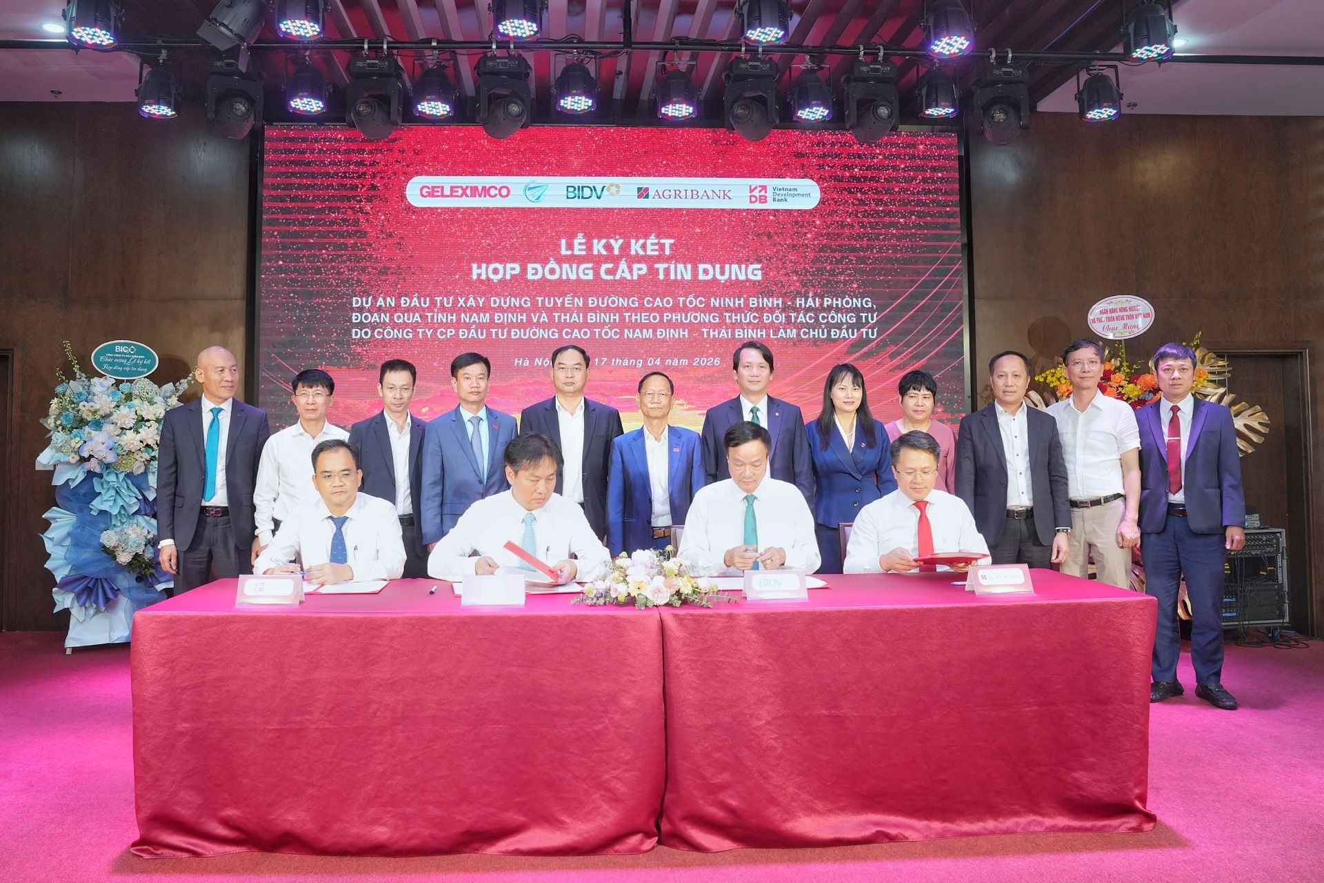 Ký kết hợp đồng cấp tín dụng Dự án đầu tư xây dựng cao tốc Ninh Bình-Hải Phòng