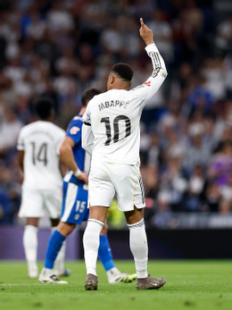 https://static-images.vnncdn.net/vps_images_publish/000001/000003/2026/4/22/mbappe-real-madrid-122.jpg