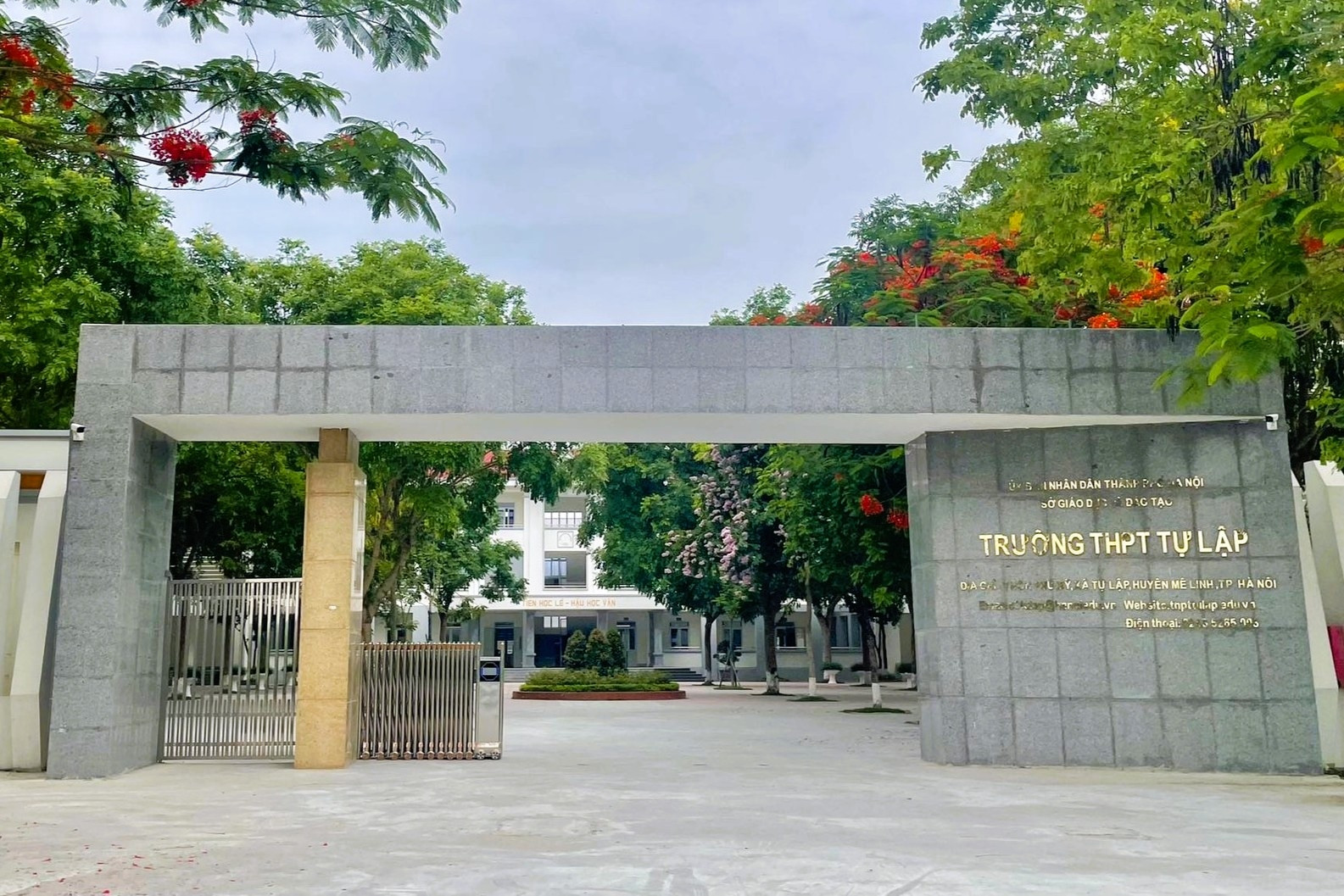 Một trường công lập Hà Nội treo thưởng 10 triệu đồng cho thủ khoa đầu vào lớp 10