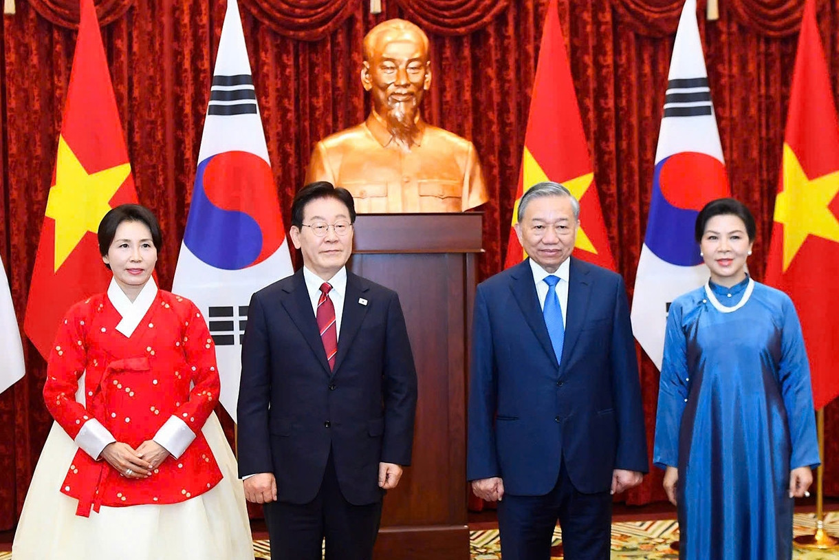 Tổng Bí thư, Chủ tịch nước và phu nhân chủ trì chiêu đãi Tổng thống Hàn Quốc