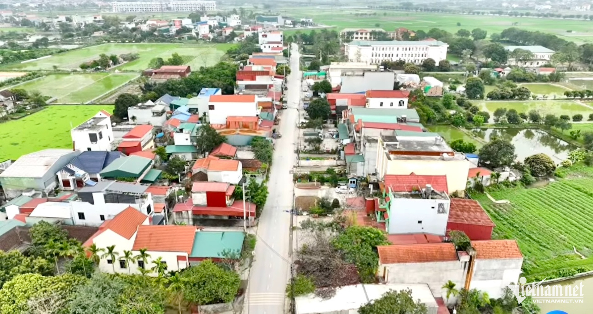 Chưa có quy hoạch phân khu, đất có được cấp sổ đỏ? W-dat dai so do vietnamnet.jpg