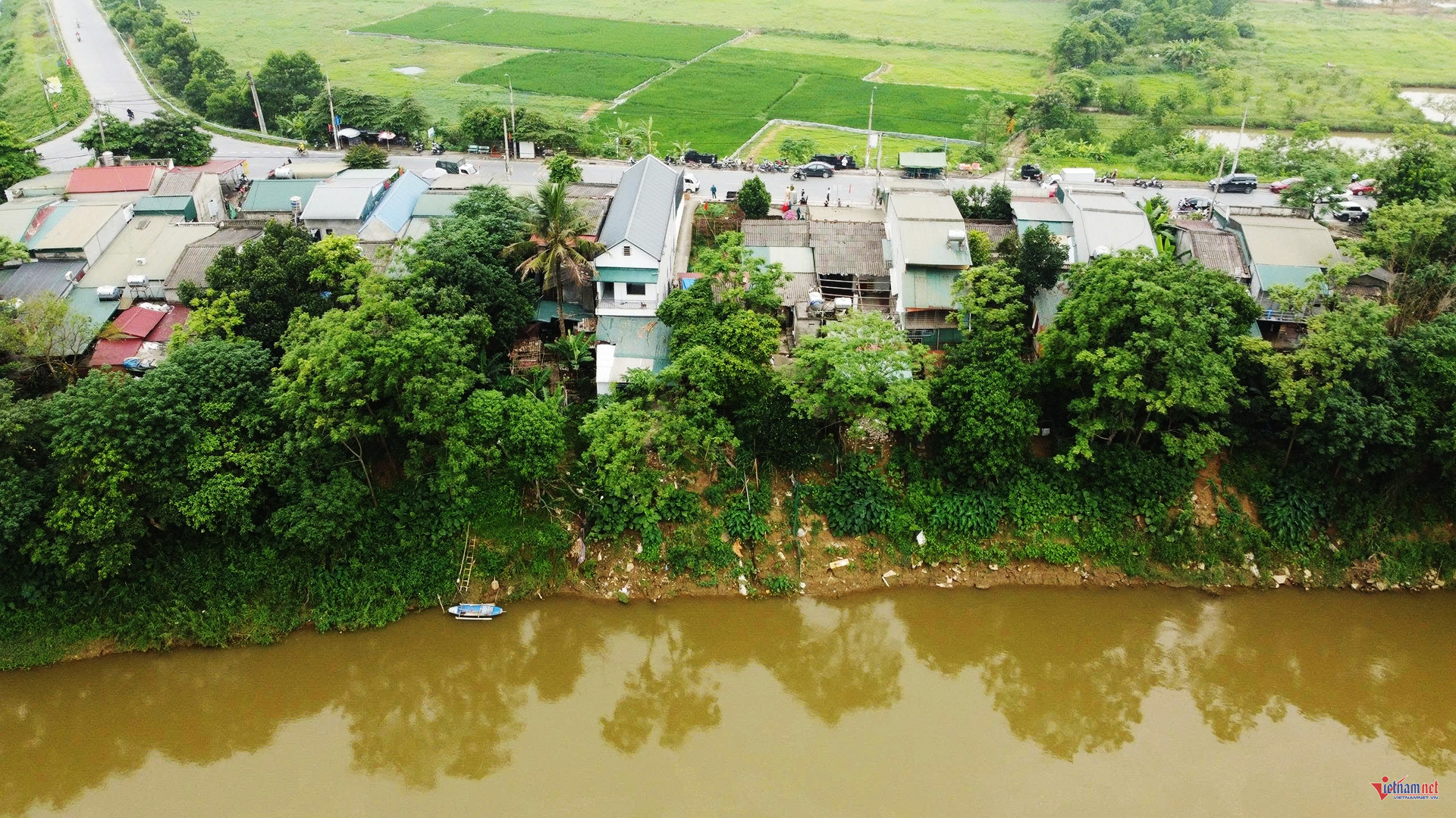 W-sat lo song thao 1.jpg