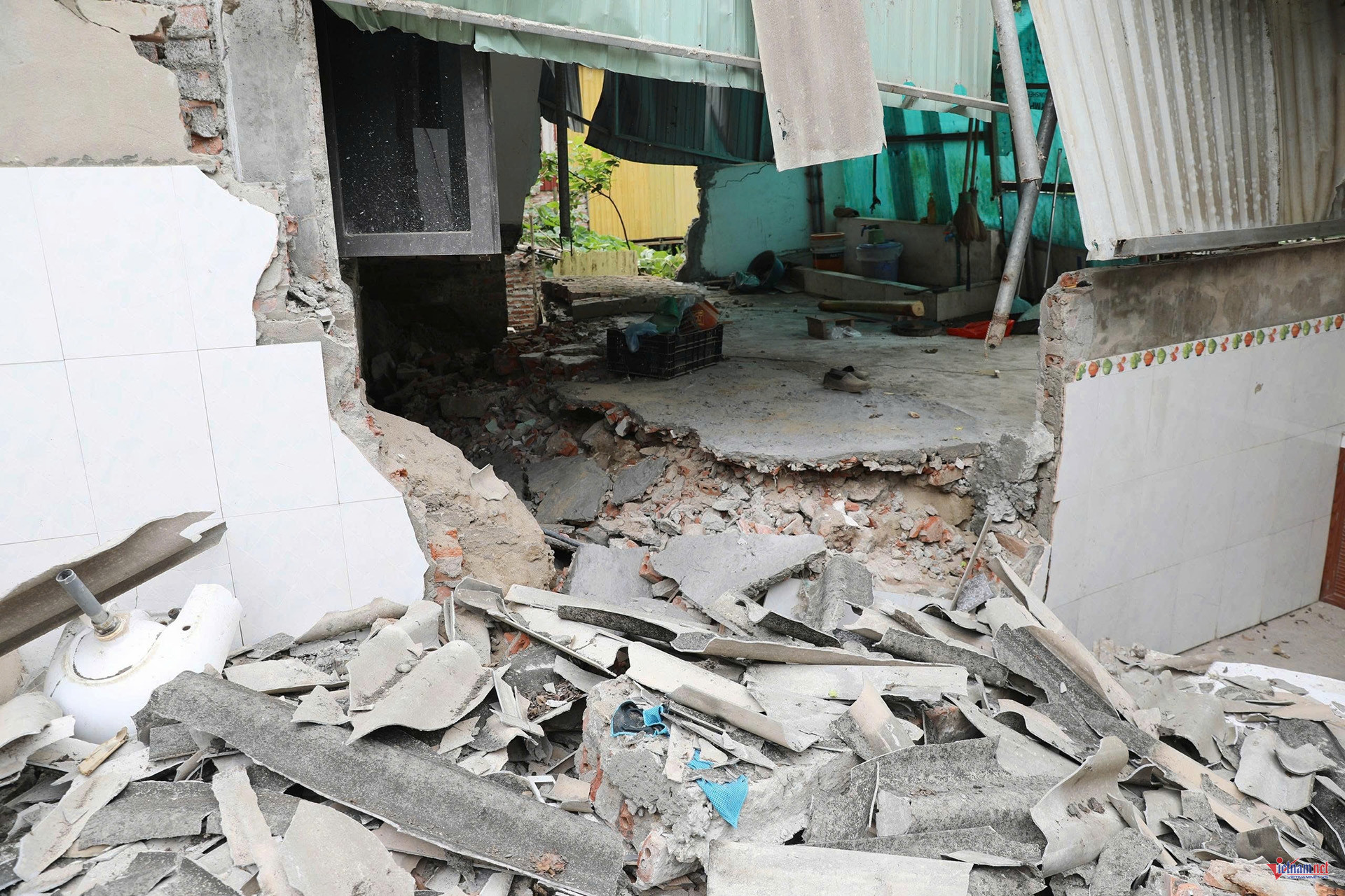 W-sat lo song thao 4.jpg