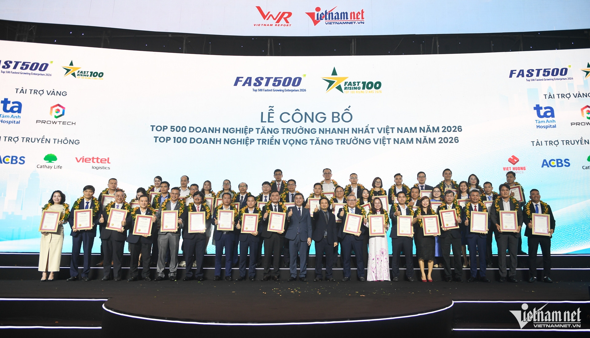 W-top 50 doang nghiệp 5.jpg
