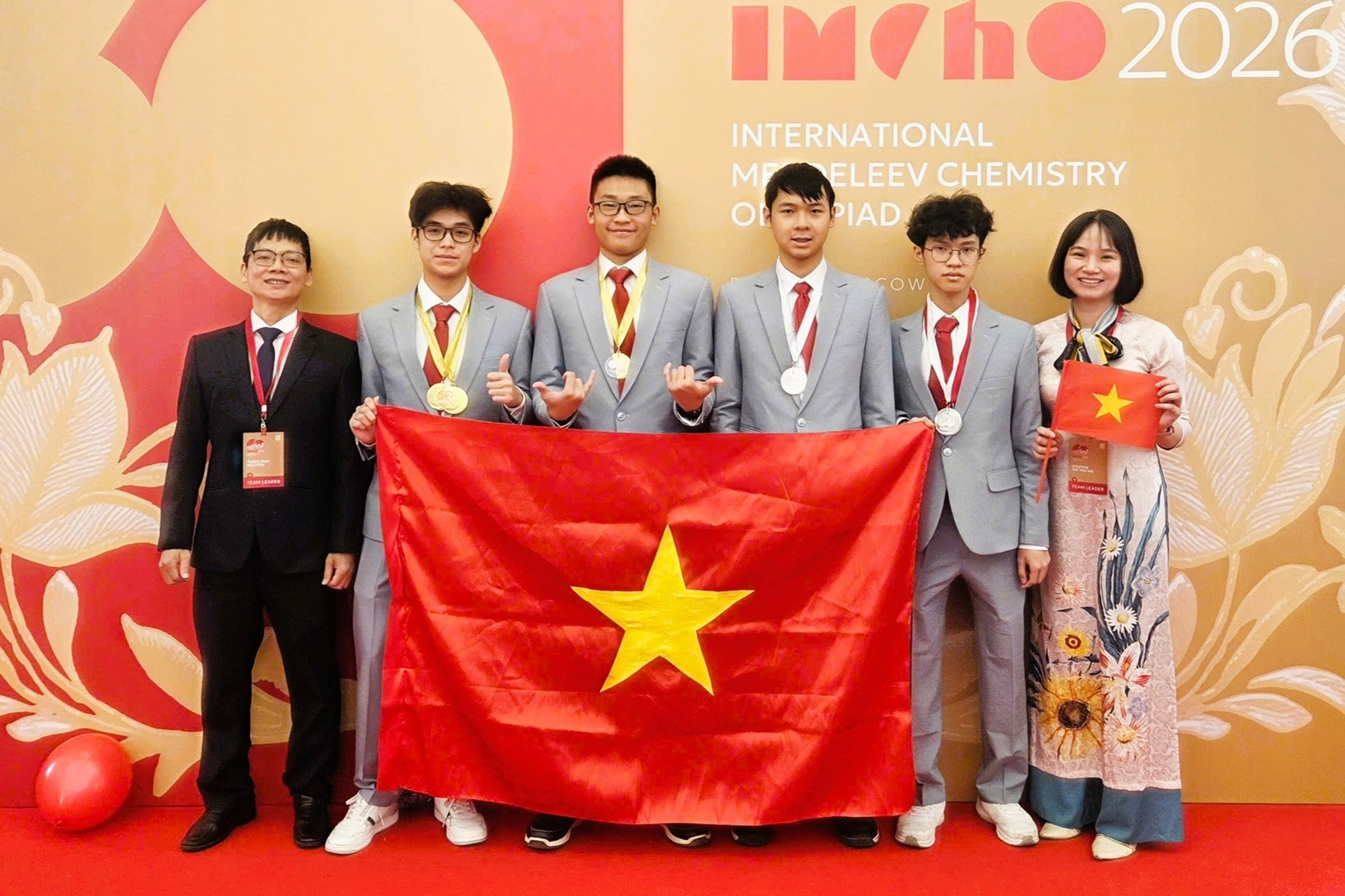 Học sinh Việt Nam đoạt 2 Huy chương Vàng ở kỳ thi Hóa học 'khó nhất hành tinh'