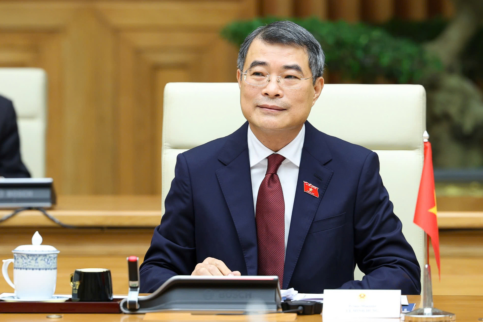 Lê Minh Hưng   Lee Jae Myung 3.jpg