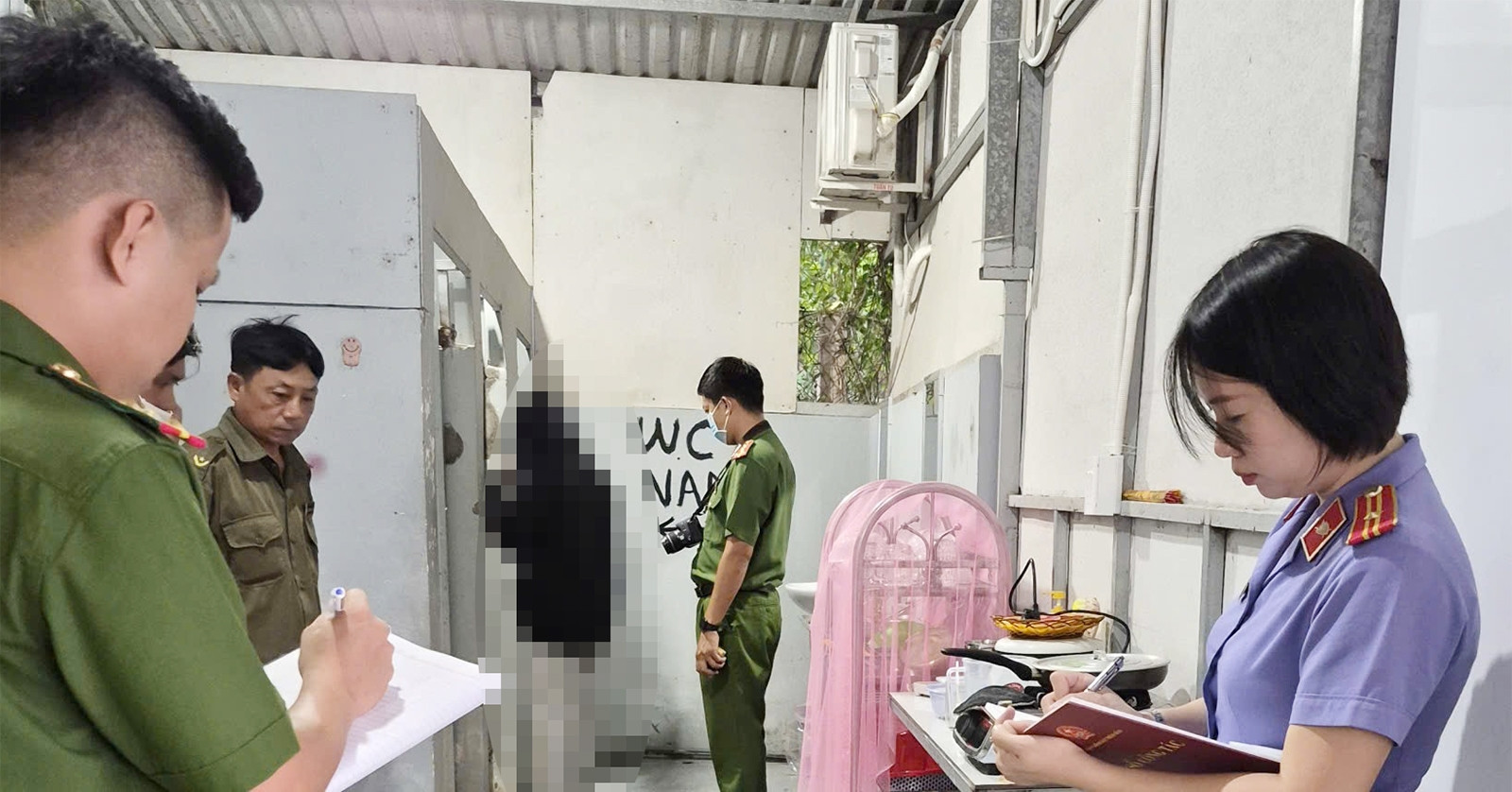 Nam thanh niên dùng clip ‘nóng’ tống tiền, xâm hại bé gái