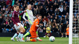 resources_premierleague_pulselive_com 2026 04 22T190330Z_753437692_UP1EM4M1GXTIZ_RTRMADP_3_SOCCER ENGLAND BUR MCI (1).jpg