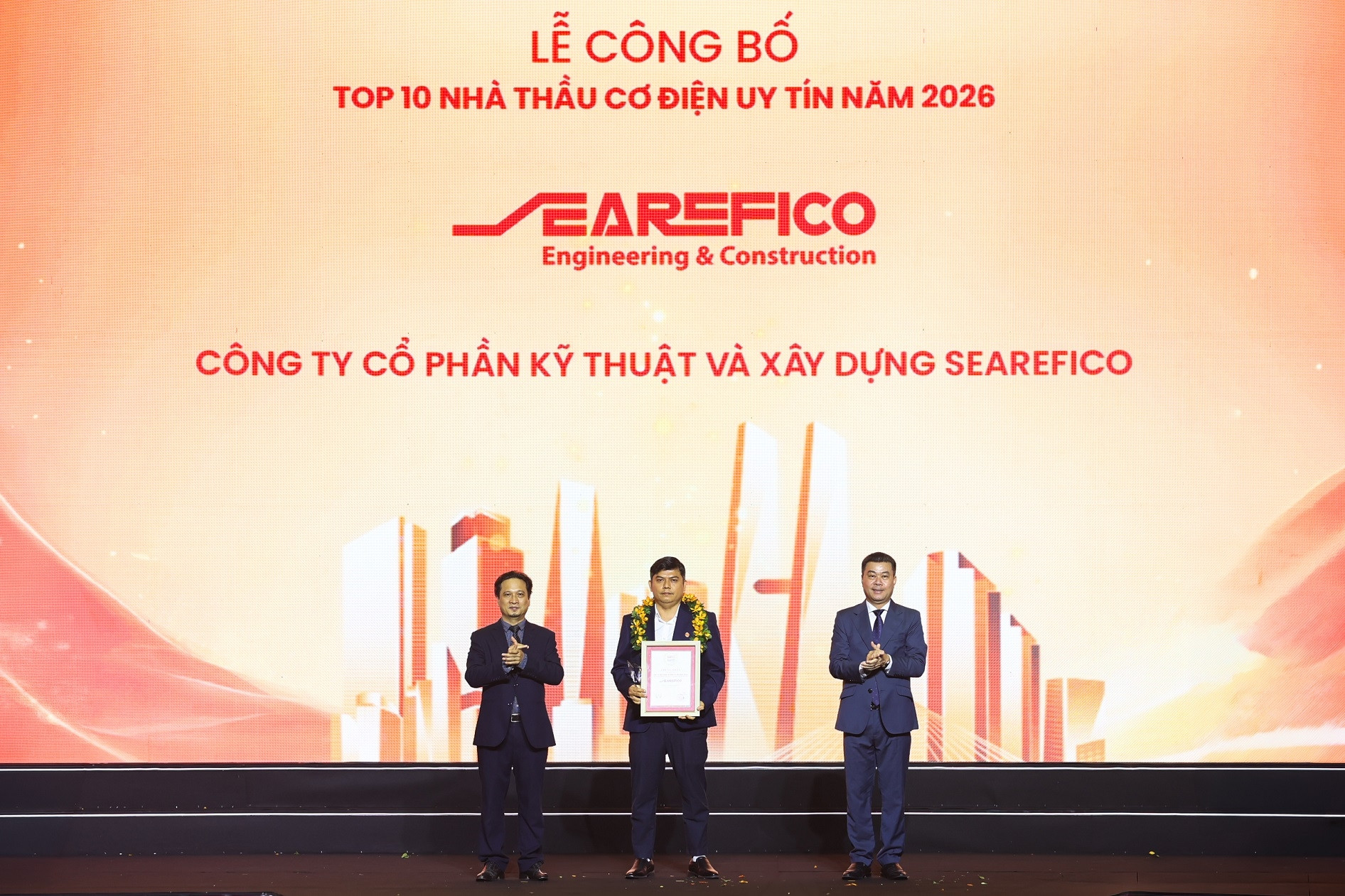  Searefico E&amp;C vươn lên vị trí thứ 3 Top 10 Nhà thầu Cơ điện uy tín năm 2026 