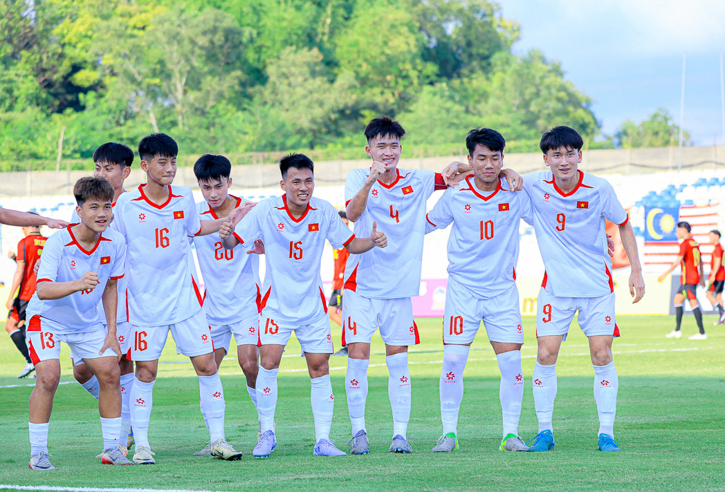 u17 viet nam 3.jpg